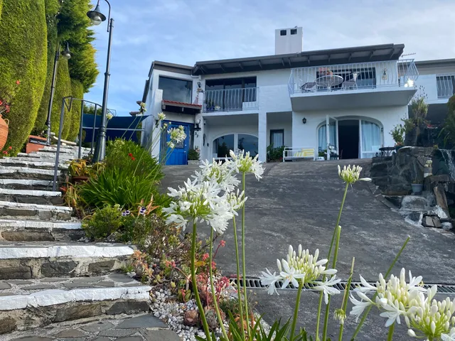 Million Dollar Views