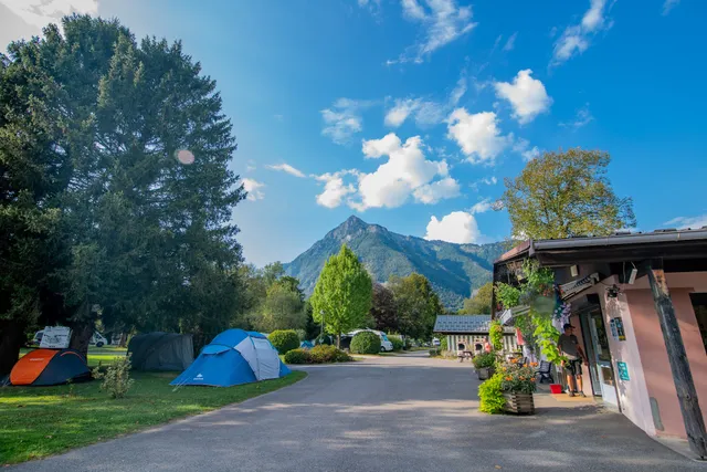 Camping les Thézières - Onlycamp