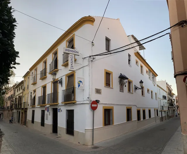 Pensión Guerrero S.L.
