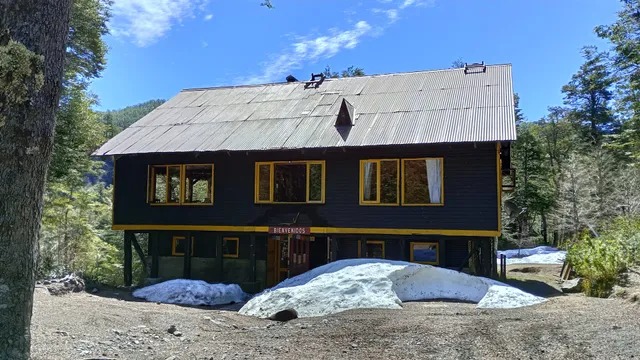 Refugio Mocho-Choshuenco