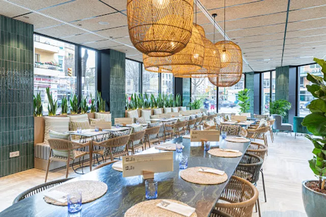 ES TRETZE - Cafeteria&Snacks