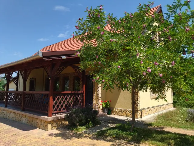 Veranda Vendégház Pécsely