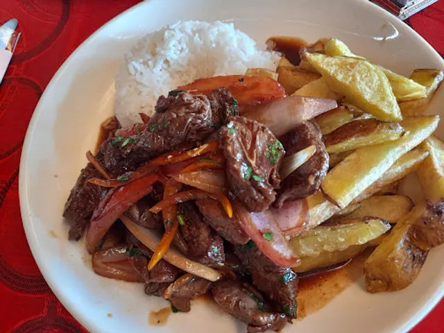 Restaurante CHA CHA - Guadalupe Ica