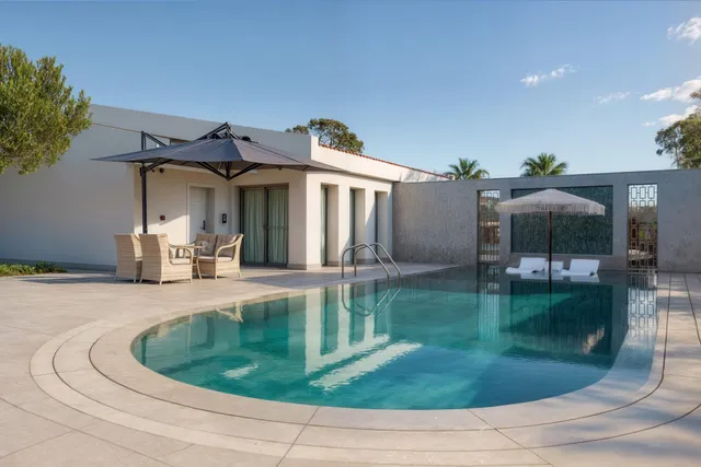 Merit Royal Gardens Hotel & Casino