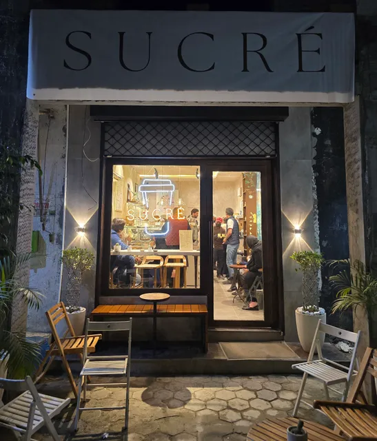 Sucré - Coffee & Desserts [Girja Chowk]