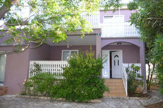 Apartments Klara Novalja