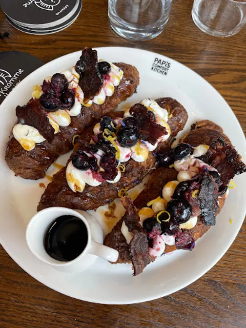 Papi’s Comfort Kitchen