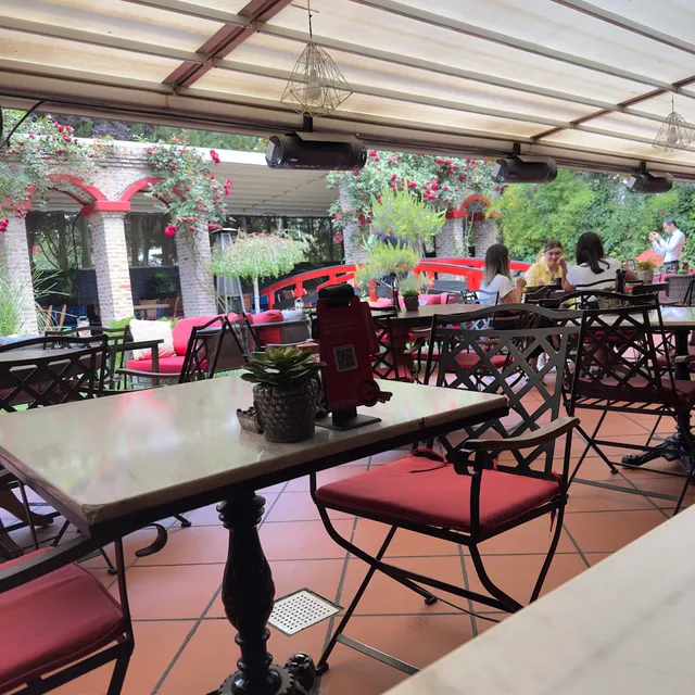 Quick China Take Away & Home Delivery