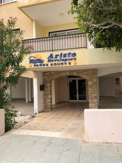 Faros Court Prestige Apartment