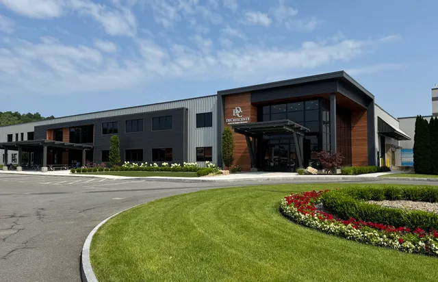 DeCrescente Distributing Company Inc.