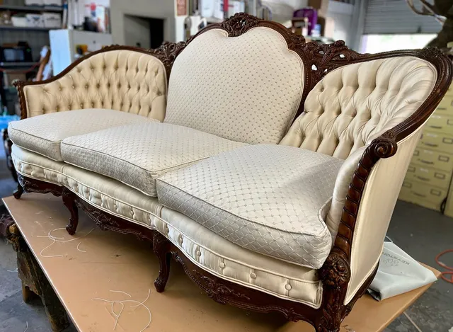 J’s Custom Upholstery