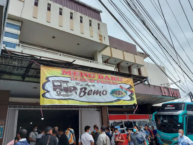 Rumah Makan Bemo