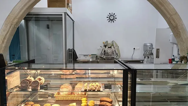Fahrenheit Bakery