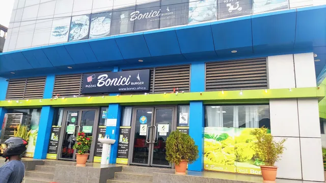 Bonici Africa, Agoè 2 Lions