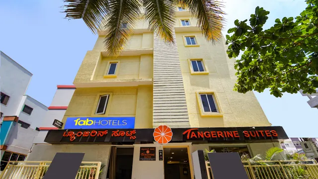 FabHotel Tangerine Suites - Hotel in Hebbal