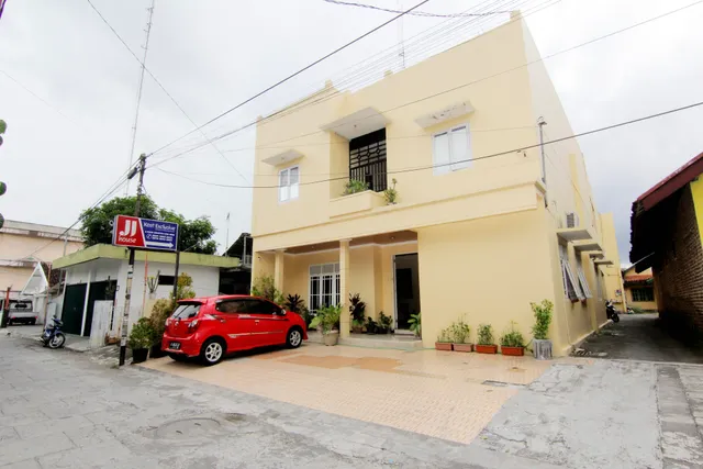 JJ House Kost Exclusive