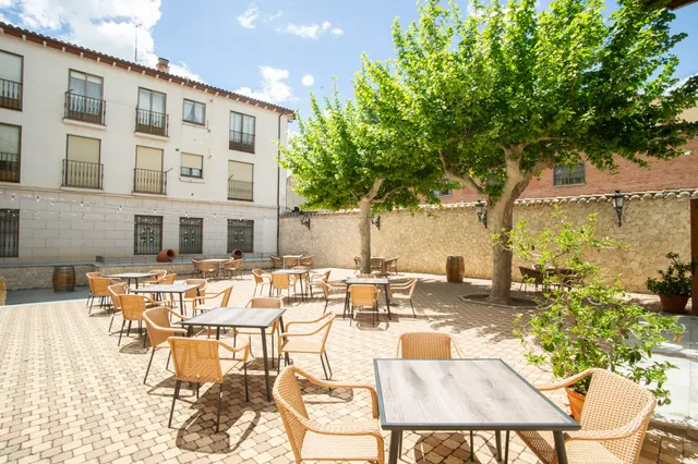 AZZ Peñafiel Las Claras Hotel & SPA