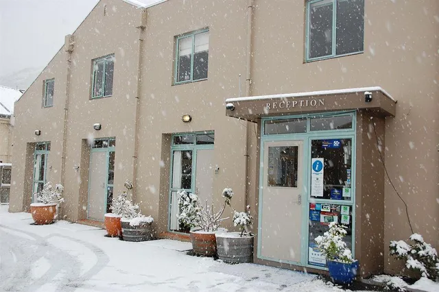 Queenstown Gateway Apartments