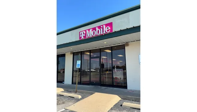 T-Mobile Authorized Retailer