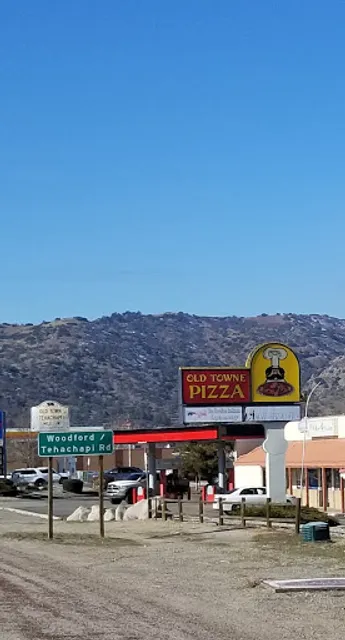 Old Towne Pizza