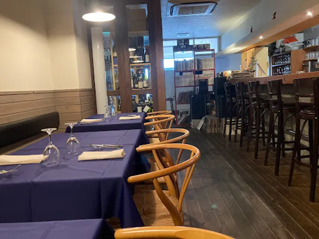 Italian restaurant without a name