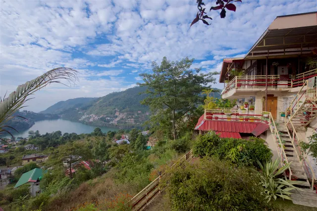 Magpie Retreat Bhimtal