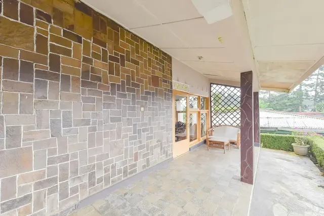 RedDoorz @ House Of Dirga Cisarua Puncak