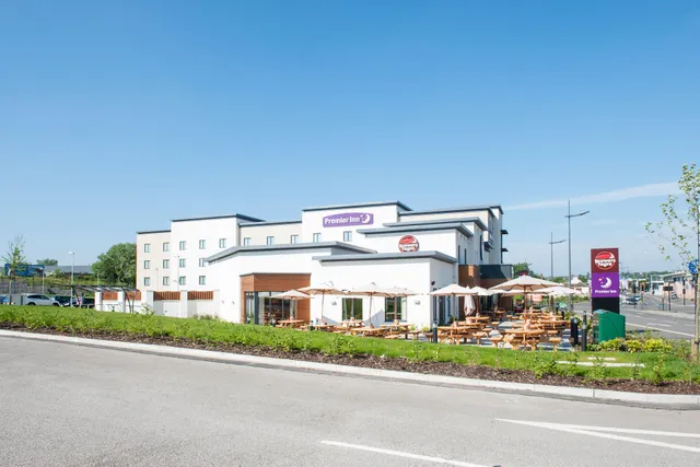 Premier Inn Stoke-On-Trent (Hanley) hotel