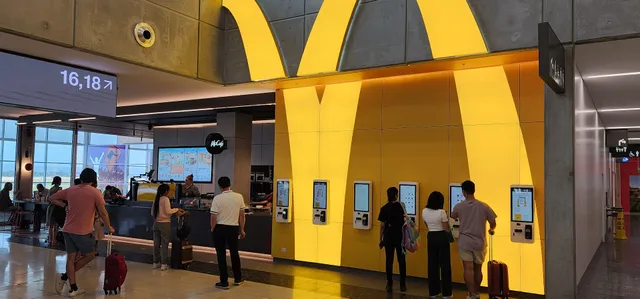 McDonald's Adelaide Airport