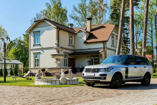 M.S. Kuznetsov Apartments