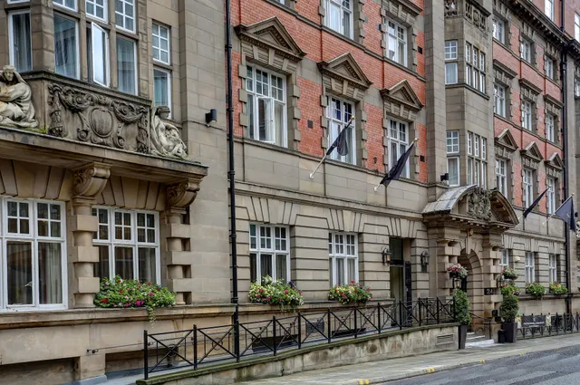 The Richmond Apart-Hotel