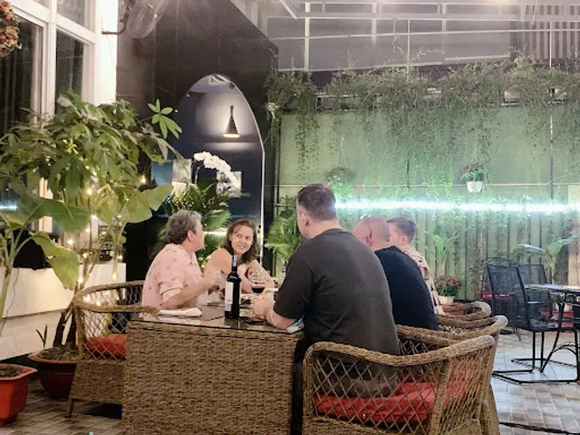 LUCA - Pizza & Italian Restaurant