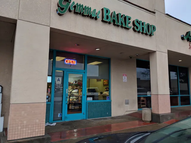 Trining's Bakery & Cafe