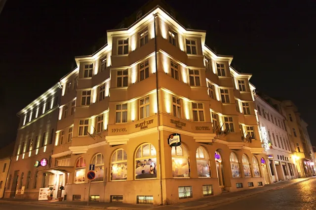 Hotel Zlatý lev