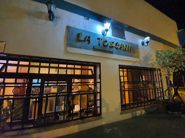 Pizzeria La Toscana di Emiliano e Daniela