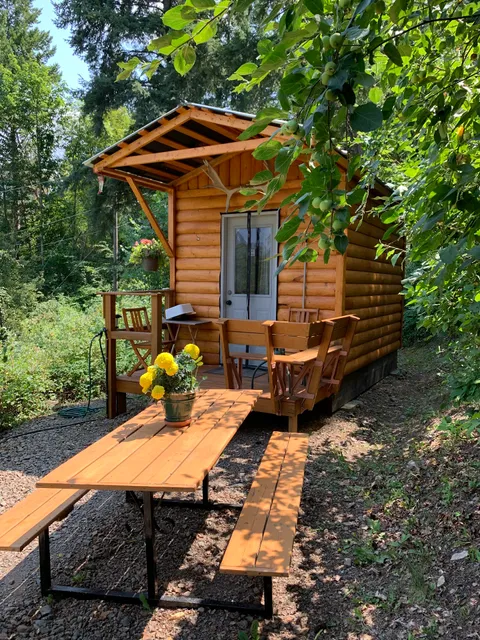 Texas Creek Campground/RV/B&B/Cabin