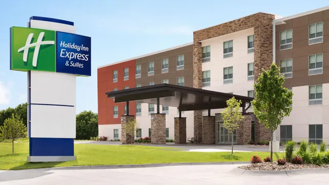 Holiday Inn Express & Suites Clear Spring by IHG