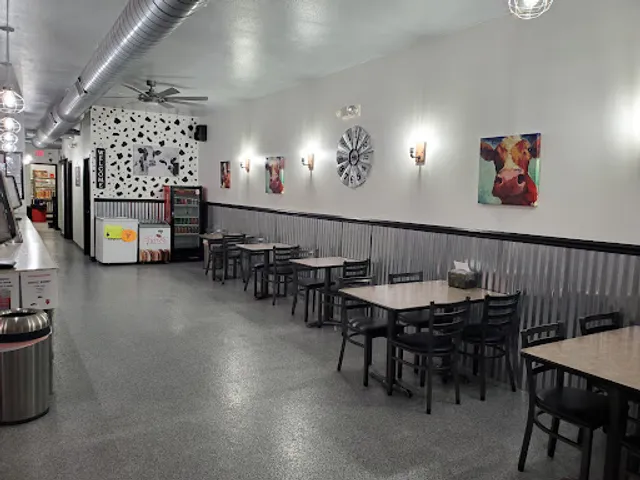 Waukee Ice Cream Shoppe