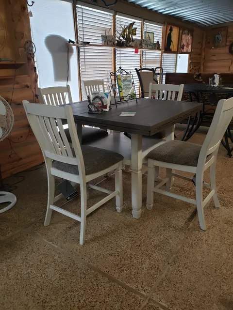 Ron's Furniture Direct