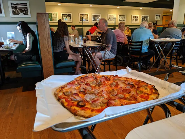 Frank Pepe Pizzeria Napoletana