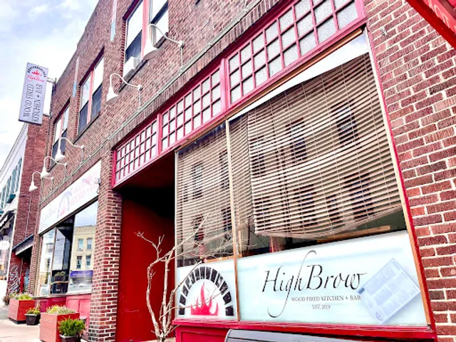 HighBrow Wood Fired Kitchen & Bar