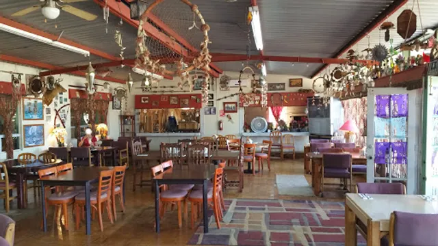 La India Bonita Country Restaurant