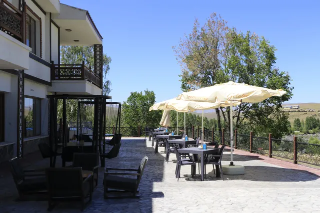 SNOWDORA GÖLET OTEL