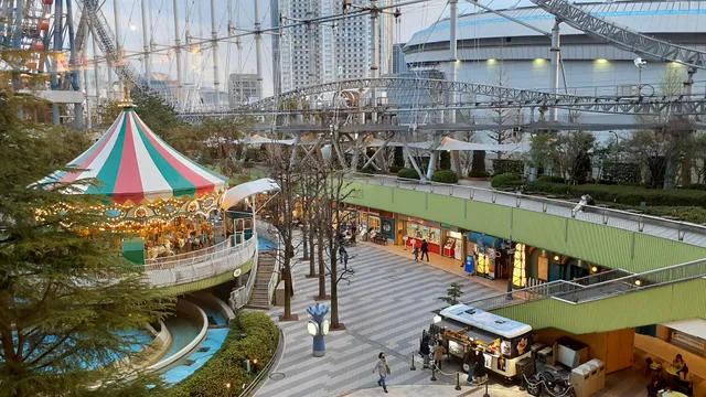 LaQua - Shop & Restaurant