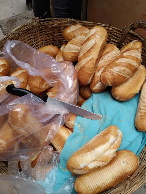 Bánh mì Color Man - Vạn Kiếp