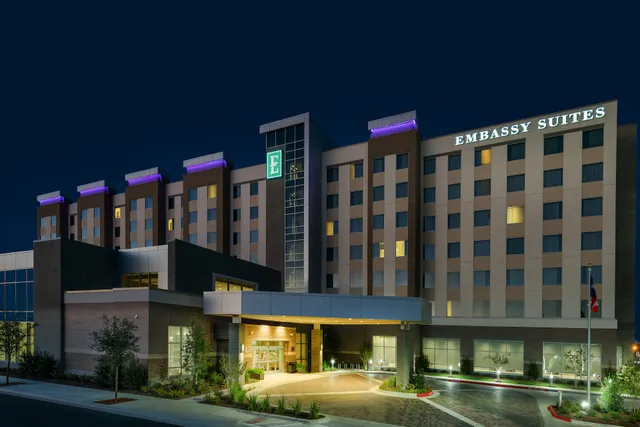 Embassy Suites by Hilton College Station