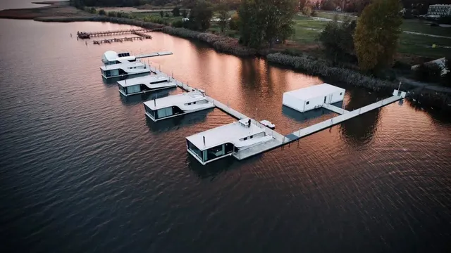 Grand HT Houseboats - luksusowe domki na wodzie