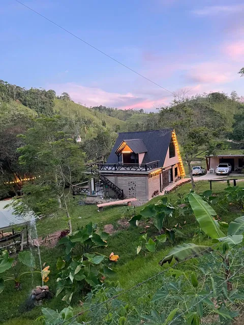 ISLA ESCONDIDA MACEO HOTEL Y RESTAURANTE