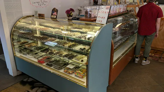 Heaven Sent Cakes and Sweets