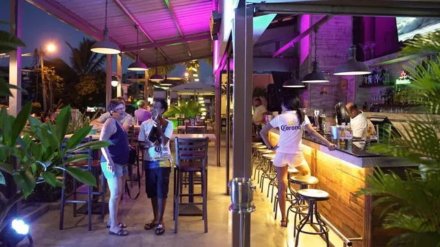 Mosaic - Restaurant & Bar